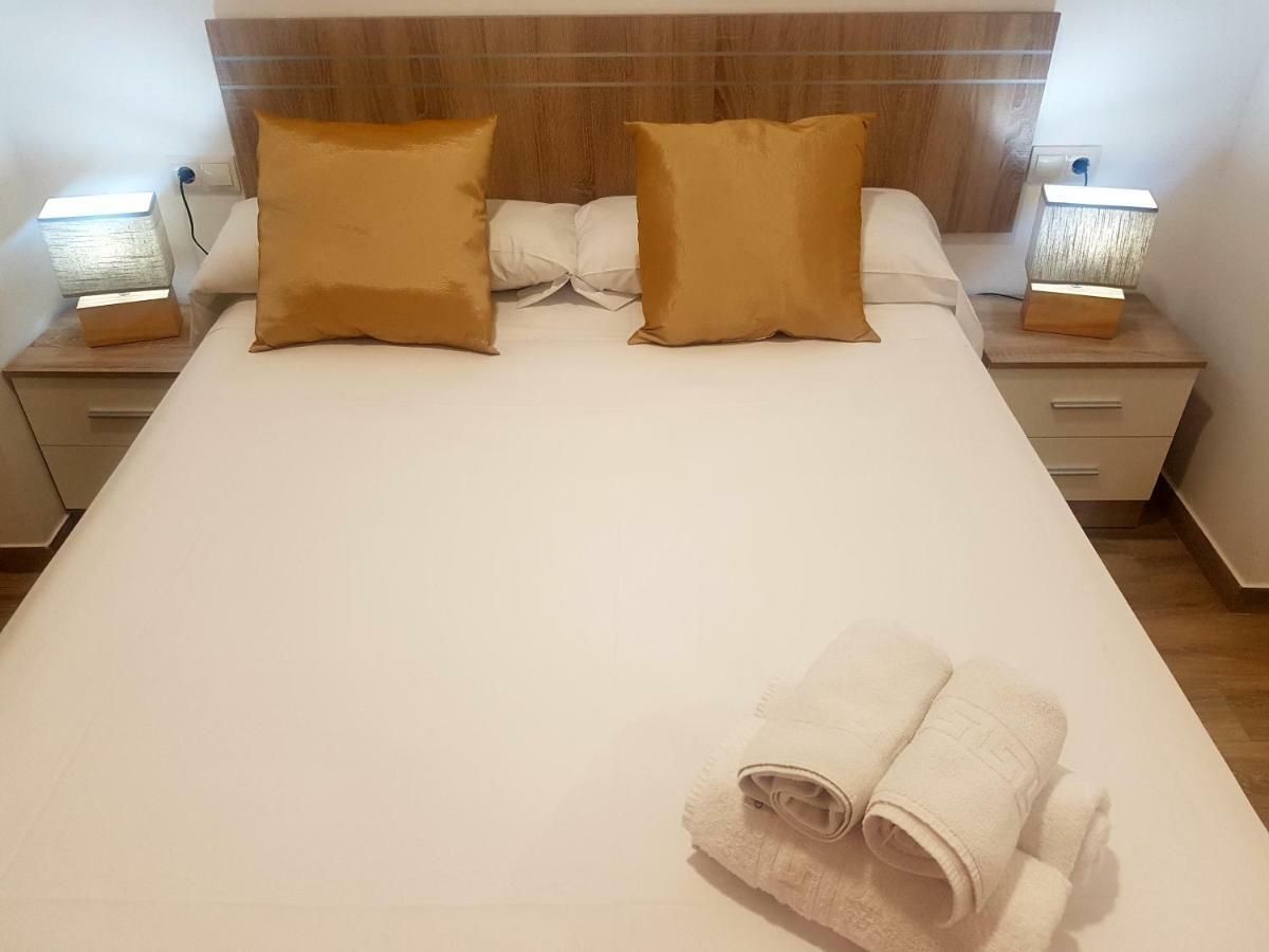 Apartments Naty Beach Málaga Dış mekan fotoğraf